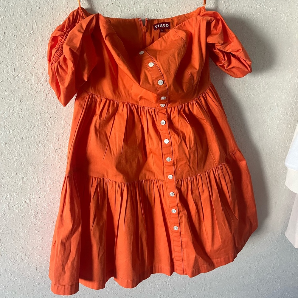 Staud Elio off-shoulder mini dress in an orange. New , size 6, sexy, trendy